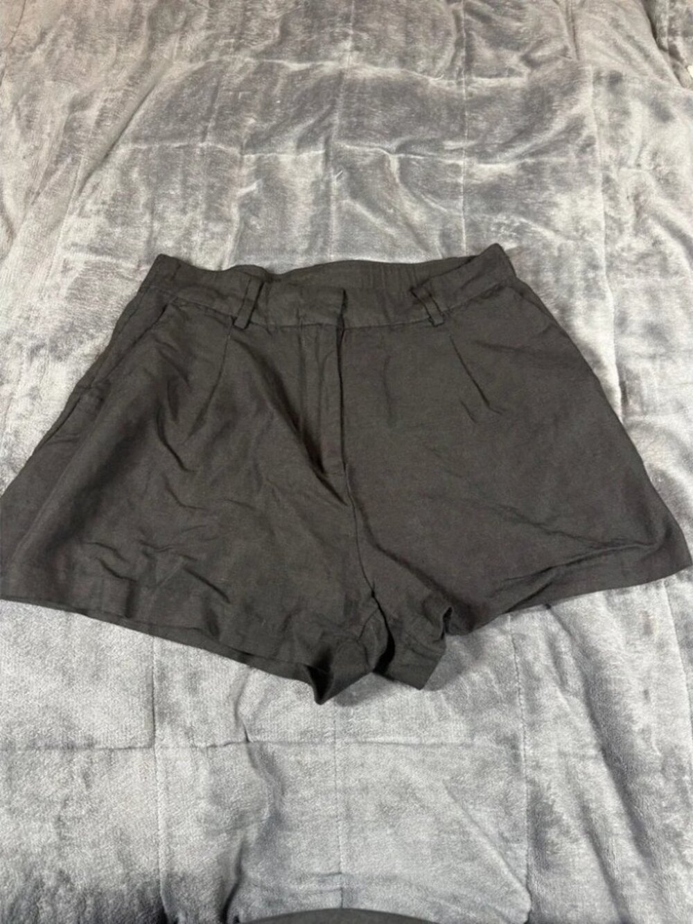 HM Black Linen Blend‎ High Waisted Pleated Shorts Womens Size 10 Elastic Back